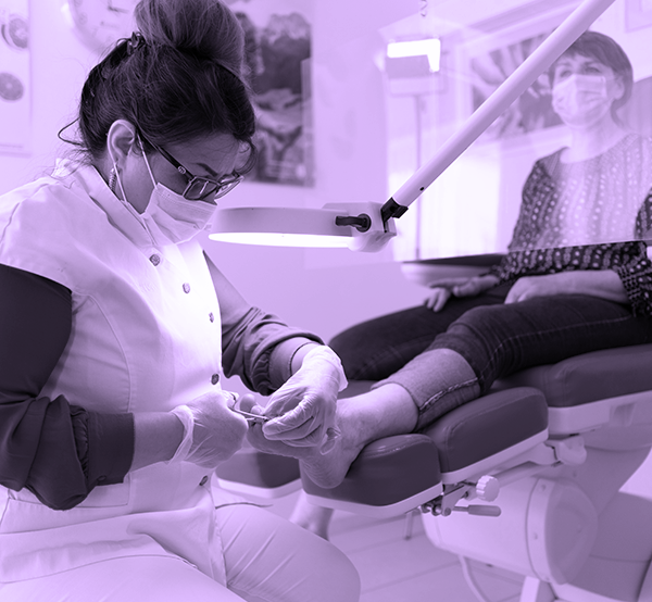 medical-pedicure-2.png